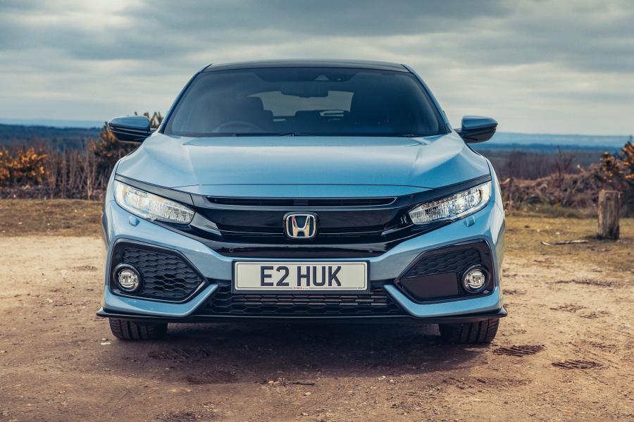  Honda Civic Sport Hatchback 2017 года  (UK) (фото 21 из 40)
